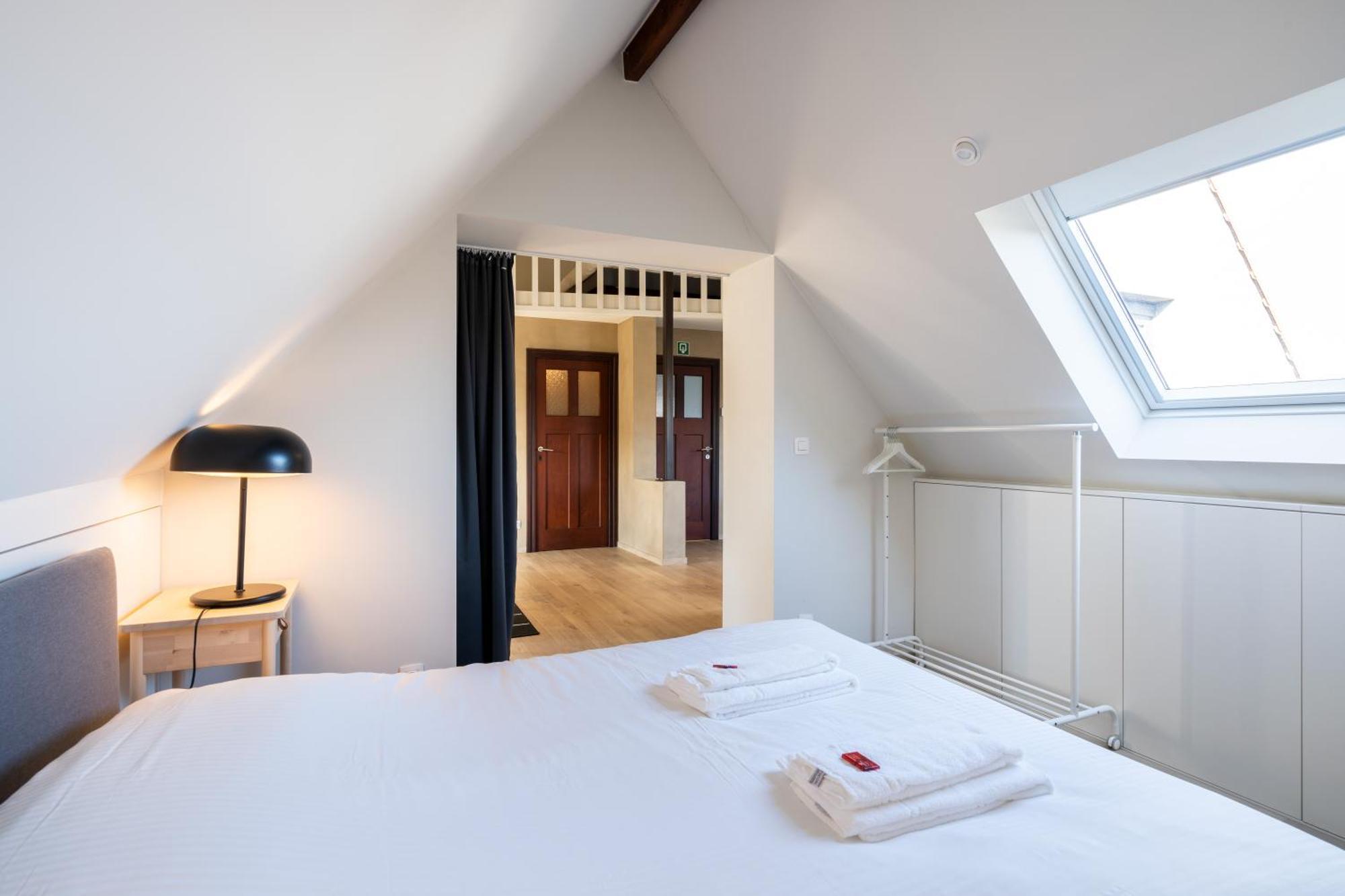 Hotel General Sixty-Seven By Romy&Travis Bruges Esterno foto